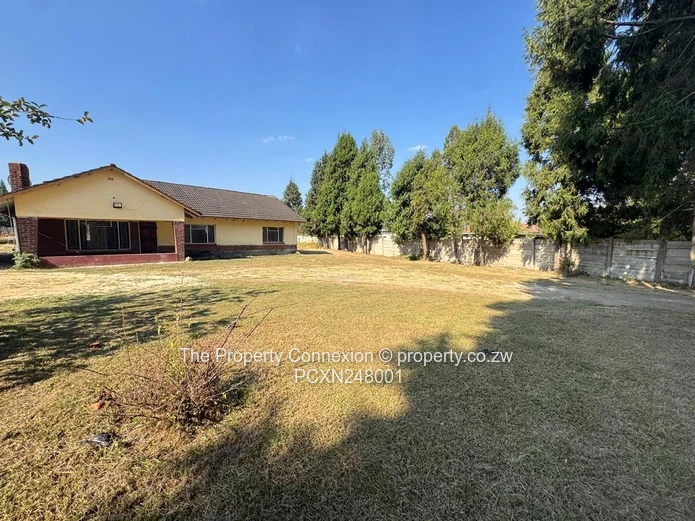 Prime Location & Secure Family Living: 3-Bed House to Rent – Bluffhill