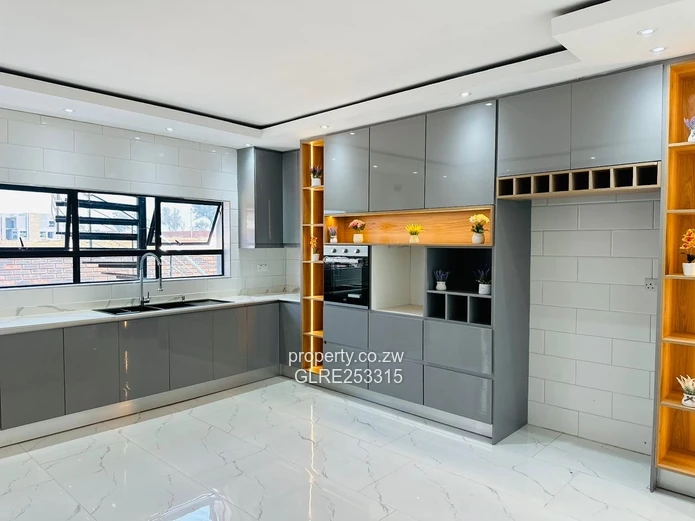 Modern 4-Bed Home with Borehole in Nyeredzi Ridge