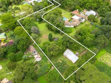 Stands & Residential Land