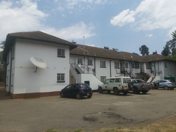 2 Bedroom Flat & Apartment