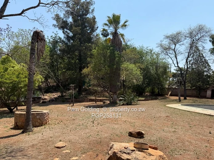 Fortunes Gate | Classic Living In A Leafy Suburb