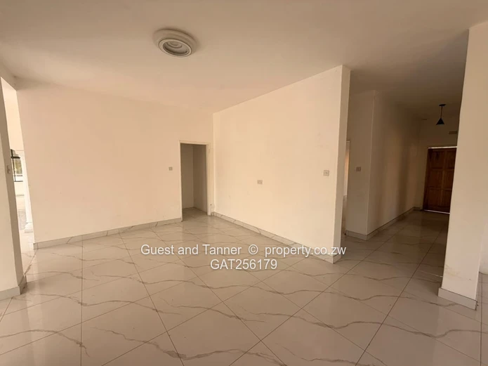 HELENSVALE 14,169m² DEVELOPMENT OPPORTUNITY | USD $2.2M