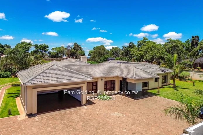 Executive House for Sale (Sole Mandate)