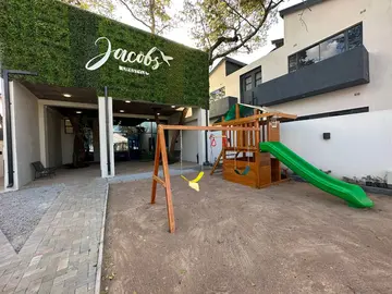 6 Unit Townhouse Complex