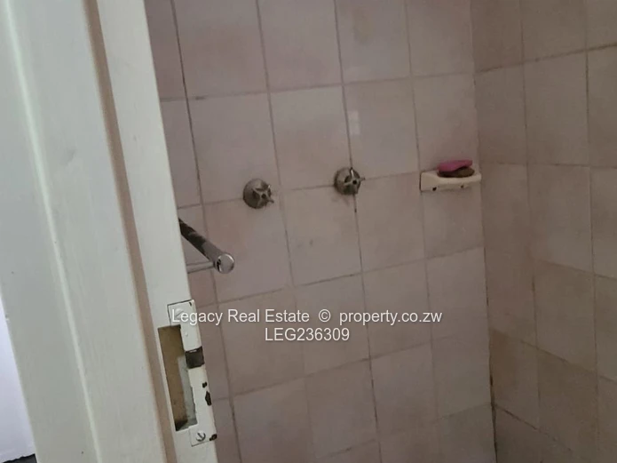 Hatfield Gem ,High-Demand Area! 3-Bed Garden Flat