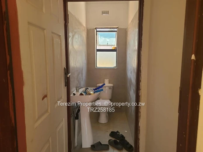Greendale Kamfinsa House to rent