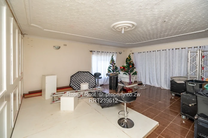 House For sale in Greendale 