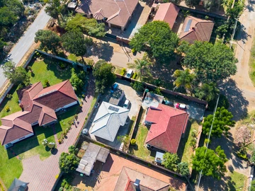 Spacious 3-Bedroom Family Home for Sale in Avondale West