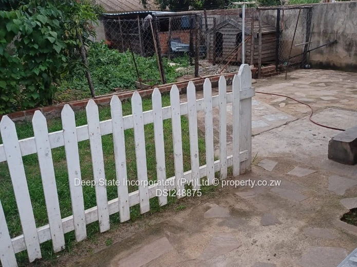 Mufakose House for sale 