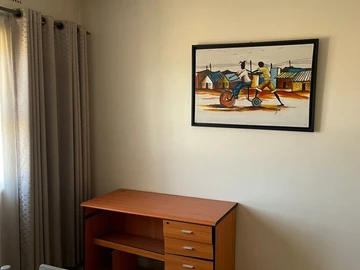 3 Bedroom Flat & Apartment