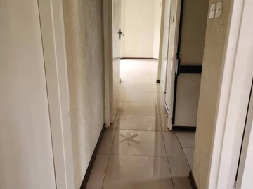 3 Bedroom Flat & Apartment