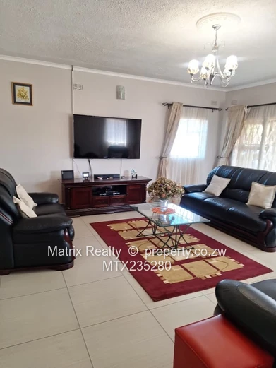 4 Bedroom House for Sale in New Marlborough