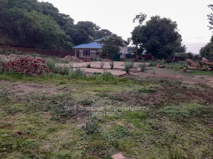 Stands & Residential Land for Sale in Glen Lorne SEF178826