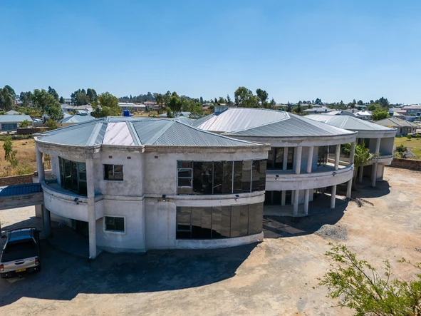 8 Bedroom House