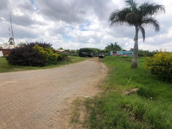 Commercial & Industrial Land