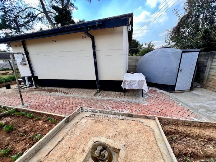 The Grange Bedsitter