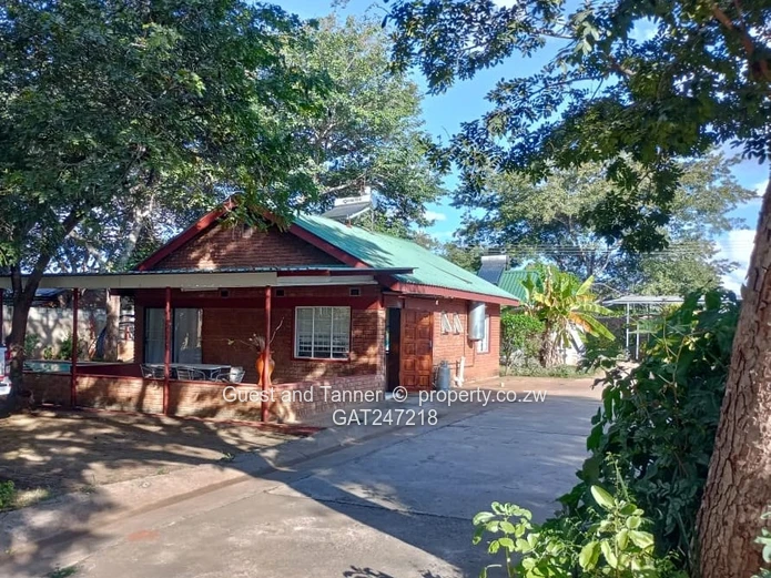 Vic Falls Self Catering Cluster Apartments with Title Deed