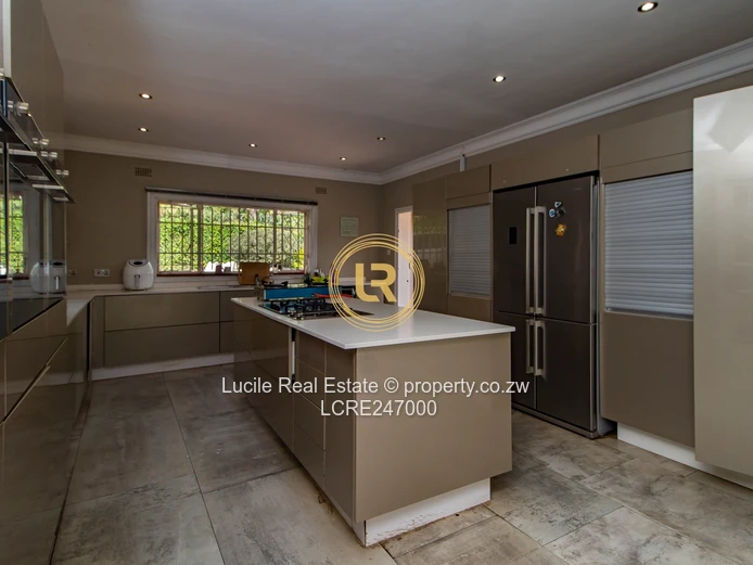 Stylish Townhouse to Let in Kambanji