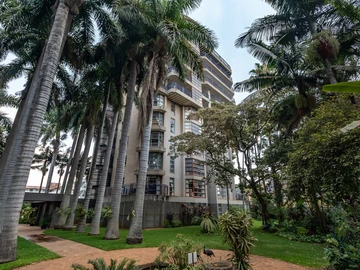 3 Bedroom Flat & Apartment