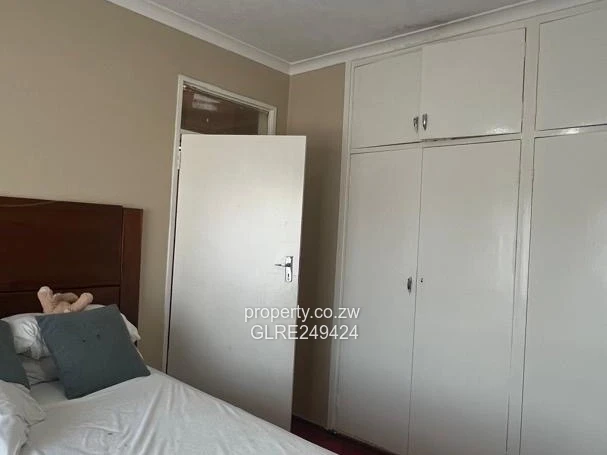 2-Bed, 2-Bath Garden Flat Greencroft Harare — Borehole