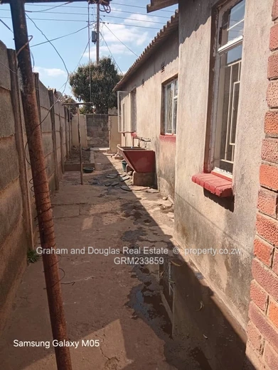 Kuwadzana Extension house for sale
