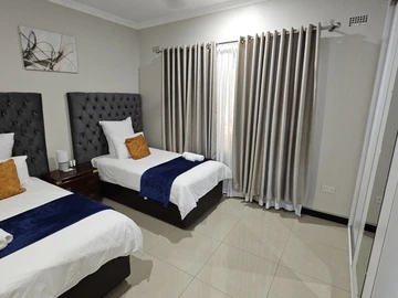 5 Bedroom House