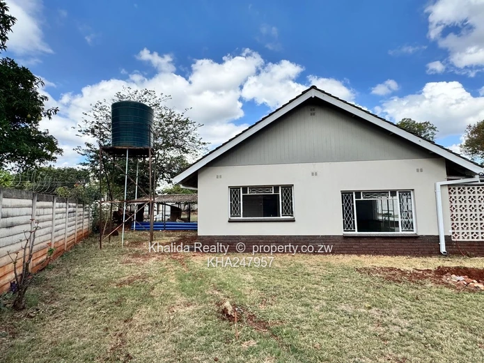 Eastlea commercial property for rent