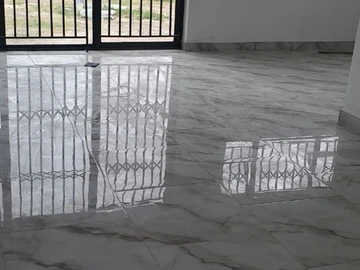 2 Bedroom Flat & Apartment