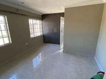 7 Bedroom House