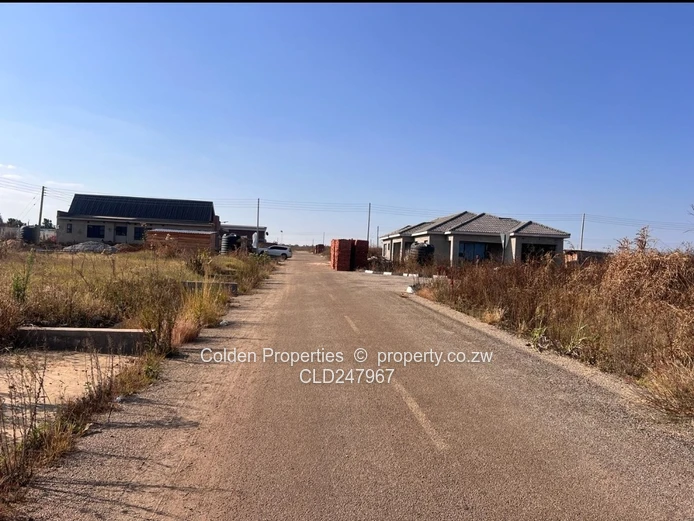 Perfect investment opportunity! Ideal starter home! (Sole Mandate)