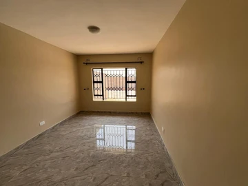3 Bedroom Garden Flat