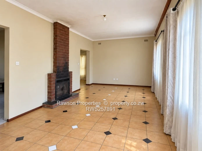 Glen Lorne 4-Bed Home $500,000, Pool & Borehole on 3500m²