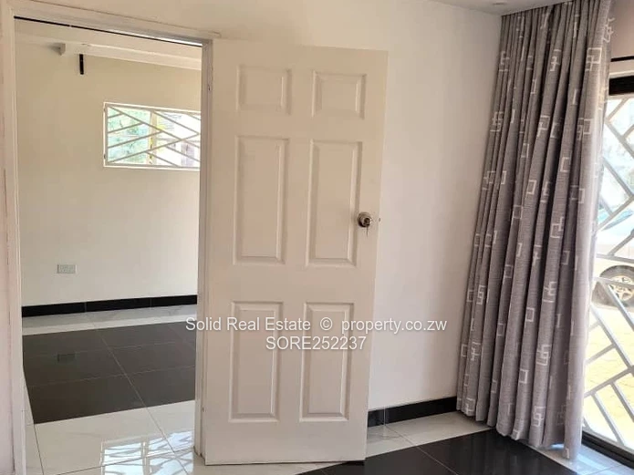 Modern Living in Pamvura Clusters, Bluff Hill: 3 Bedroomed Home + Cottage