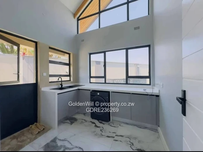 Pomona Luxurious House for Sale 