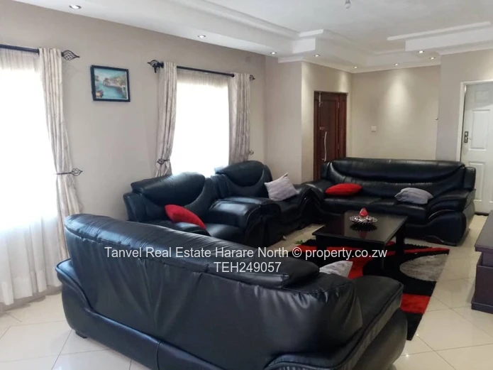 Madokero 165k,The house has the following features: Durawall Pavers Wifi Solar gyeser Solar system.