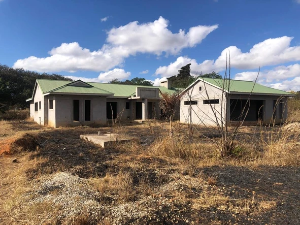 Incomplete House for Sale in Ruwa Golf Estate