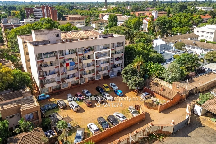  Neat one bed flat for sale!