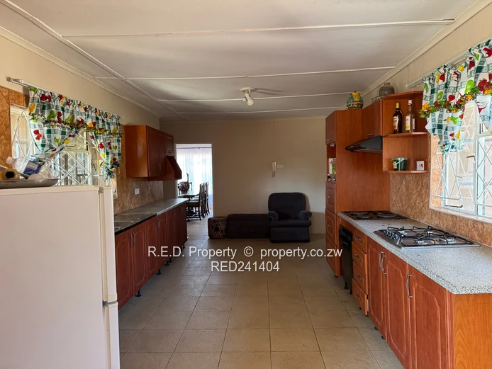 Space, Security, and Investment Potential in One In Manningdale!