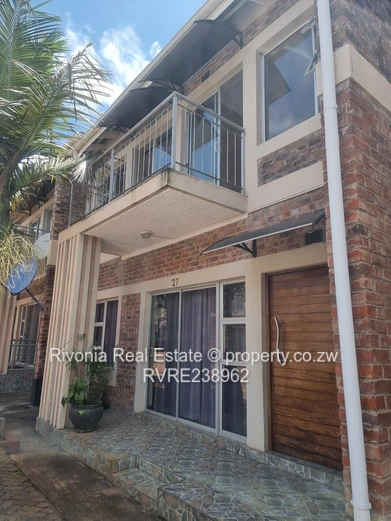 Mt Pleasant St Kilda flat to let