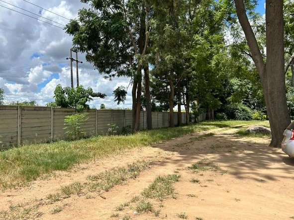 Commercial & Industrial Land