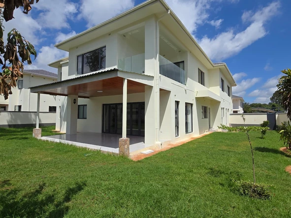5 Bedroom  Townhouses