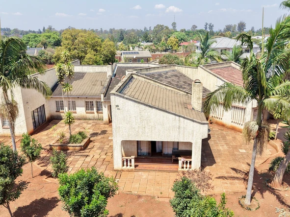 5 Bedroom House