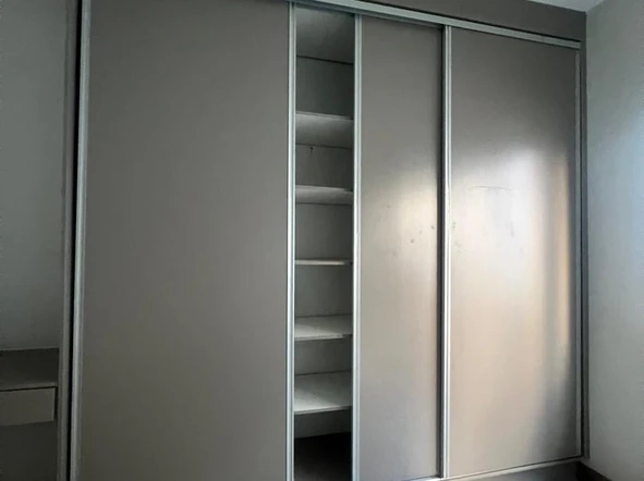 4 Bedroom Flat & Apartment