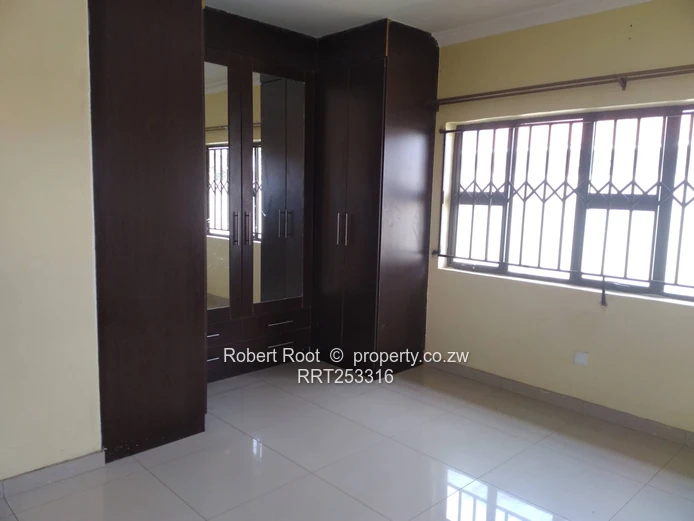 4 Bedroomed House To Rent In Madokero