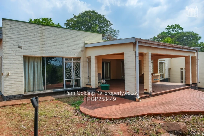 A spacious home with so much developmental potential. Quick sale needed.
