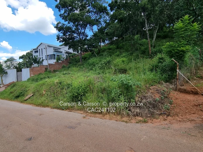 Prime with magnificent views... (Sole Mandate)