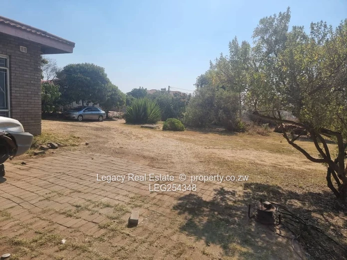 The Grange: 3-Bed Facebrick Home on 2,340m² — Flatlet & Fitted Kitchen (Sole Mandate)