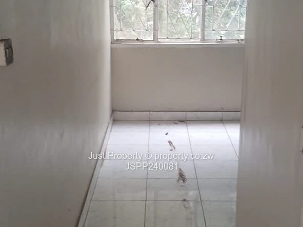 2 Bed Glen Norah A Flats; To Rent