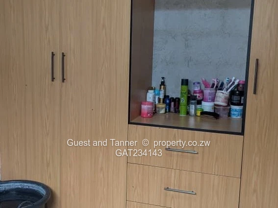 Tiled 3-bedroomed house for sale in Mbundane near Bulawayo