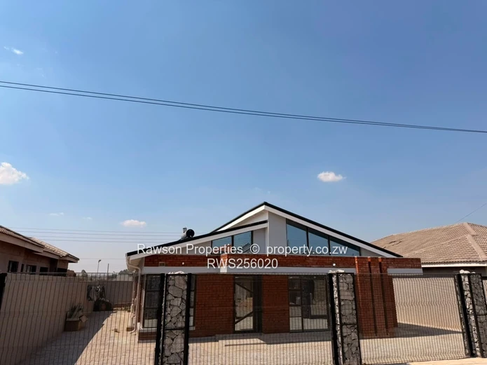 Mabvazuva Neat 4 Bedroom House For Sale
